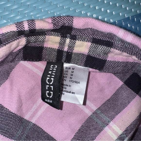 H&M Pink Black Plaid Flannel Button Down Casual Shirt Women Size Medium - Picture 3 of 3